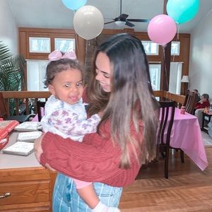 Meet your Posher, Sidney